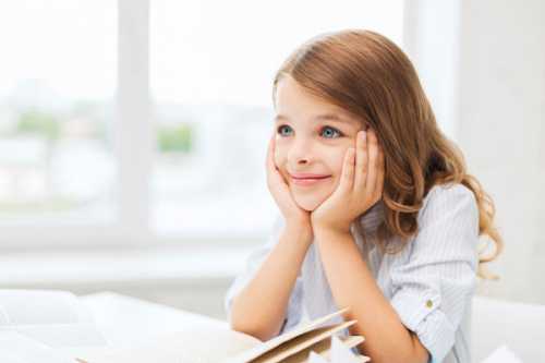 Со второго по шестой класс родители продолжали настойчиво принуждать меня к чтению