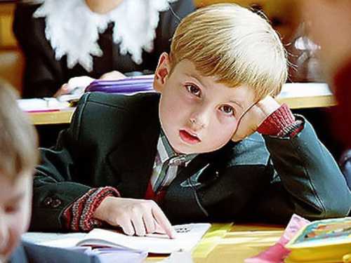 Морковная маска натрите на терке морковь штуку, добавьте столовую ложку молотых овсяных хлопьев можно вместо овсянки брать геркулес это не принципиально, затем добавьте столовую ложку теплого молока и все хорошо перемешайте