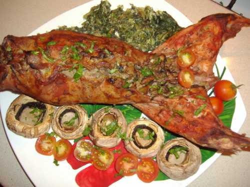 Сочное и нежное мясо прекрасно идет с картошечкой