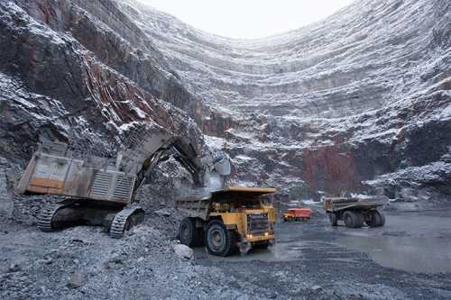 Наблюдать за всеми этими событиями было очень обидно