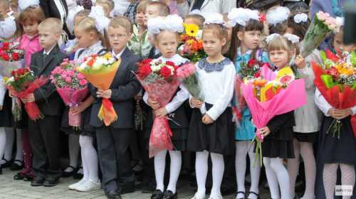 За рубможно увидеть шоу мыльных пузырей, за руб фокусника или театр кукол