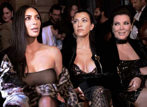 Об интересном положении звезды уже давно говорят