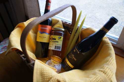 Это не простая карта мира, а золотая