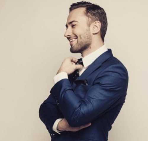 Я извинился отошел помню, что только хотел сохранить мир, ну и порыва хоть както отреагировать не было