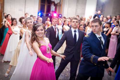 Выпускники ждут заслуженного праздника и готовы к самым экстремальным авантюрам