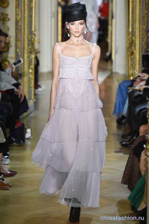 Лучшие украшения с показов на Неделе моды в Париже фото