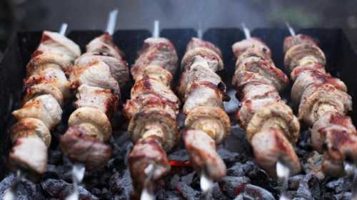 Секрет приготовления полезных шашлыков