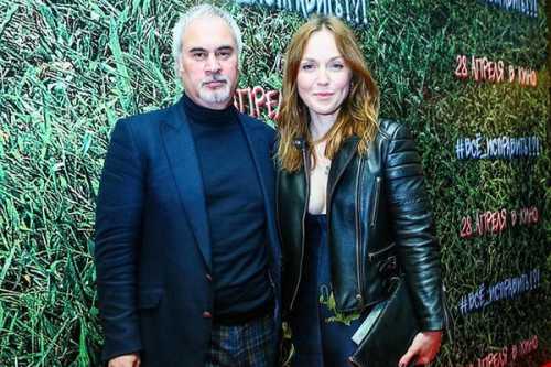 В семнадцать лет приехала в