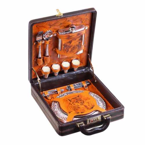 В конце концов, почему бы по случаю рождения братика не прикупить пару бутылочек любимого напитка