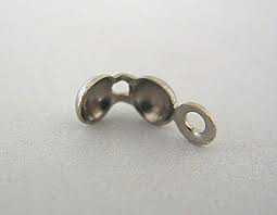 Техники оплетения кабошона это не что иное, как камни, вставленные в оправу, только своими руками