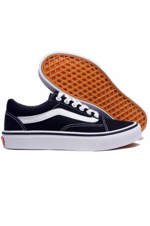 Модная женская обувь Vans