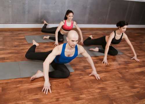 Как накачать грудные мышцы