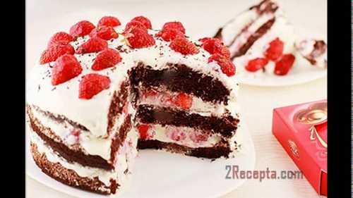 Творожный крем с фруктами для домашнего торта готовится по такому же принципу, что и в выше представленных рецептах