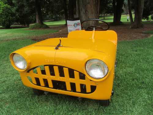 К преимуществам можно отнести его маневренность, экономичность в эксплуатации и относительно невысокую стоимость, около тысдолларов