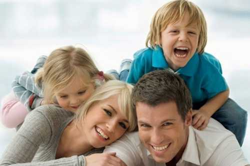 Супруг нашел вторую маму, на которую можно взвалить часть проблем и которая будет выносить капризы