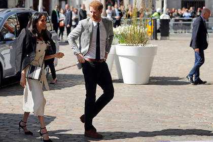 Ниточки в деле