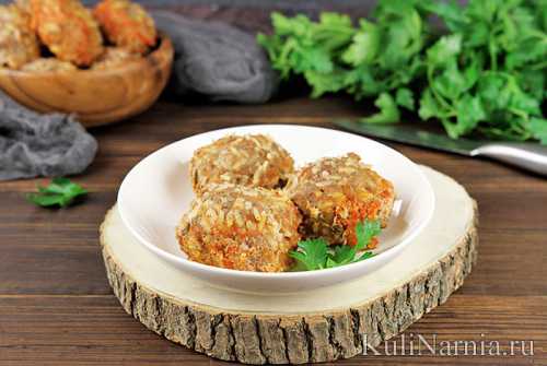 Добавим молоко и по вкусу посолим, перемешаем