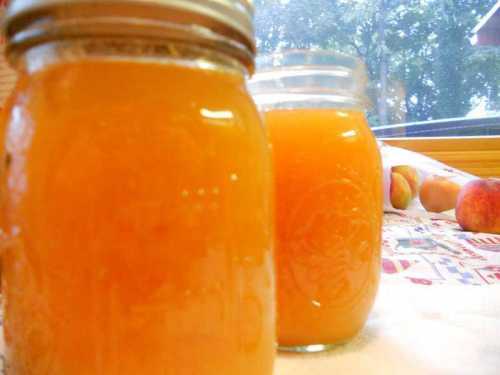 Ставим стерилизо вать на минут с момента закипания воды в кастрюле