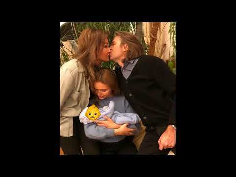 Маликовы показали новорожденного сына