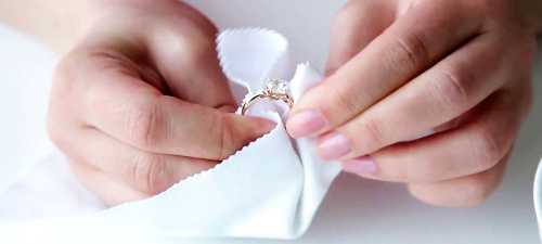 Особенности ухода за ювелирными украшениями