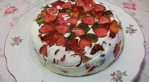 Кладем растопленный желатин, размешиваем