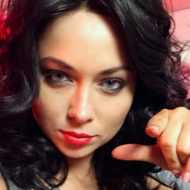 Самбурская ностальгирует по женственным формам