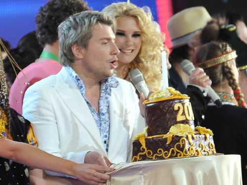 Коллекции обуви певца и вовсе позавидует всякая модница