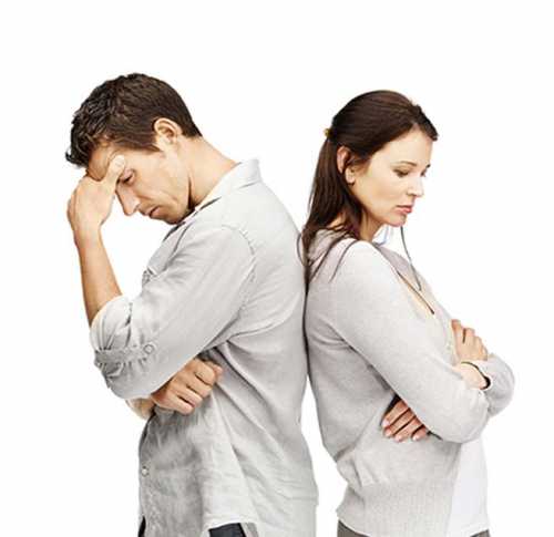 Вот некоторые из них и пытаются вернуть себе молодость вообще и в сексуальном плане путем связи с молоденькой