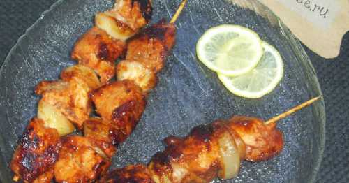 Итак, такое мясо можно и не мариновать, просто посолить в процессе готовки и посыпать приправами