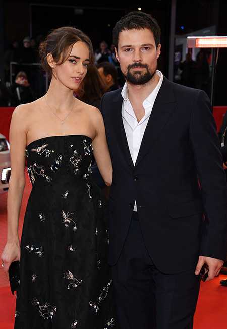 Данила Козловский вывел в свет девушку