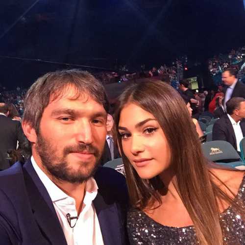 Овечкин подтвердил факт свадьбы с Шубской