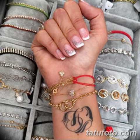 Артистка считает, что неудачи в личной жизни дочери это результат того, что она сама не смогла построить семью