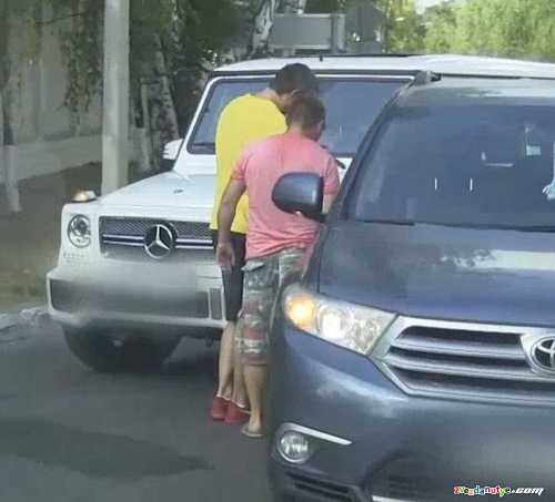 В своем дебютном сезоне русский новичок совершил голевые передачи и забил шайб, чем и заслужил такое выдающееся прозвище