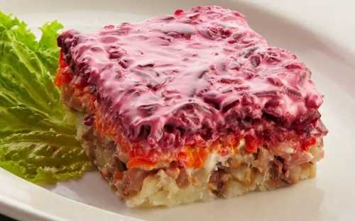 Шутки шутками, новсегда самой пролетарской едой была селедка