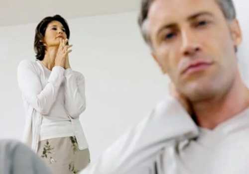 Нашла эту девушку вконтакте и просто посмотрела на нее