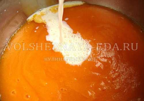 Рядом с тарелочками поставьте сухари