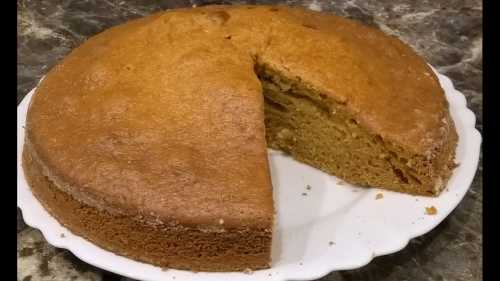 Простой пирог на кефире в духовке