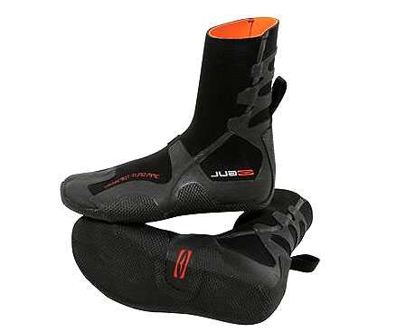 Головной убор бейсболка, бандана, в холодную погоду шерстяная или неопреновая шапочка, в жаркую солнечную панама с широкими полями