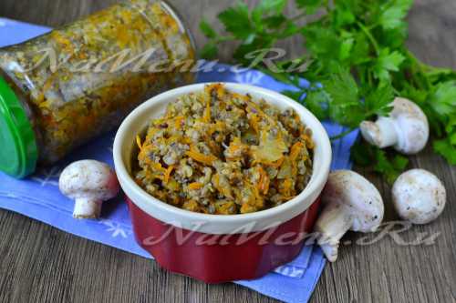 Готовая масса взбивается в блендере с постепенным добавлением сыров