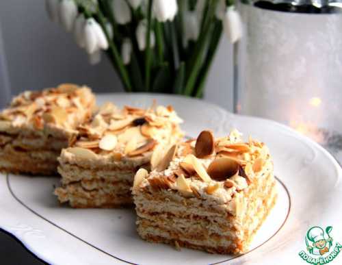 Если нужно также промазать коржи, увеличьте норму продуктов, учитывая приведённые пропорции