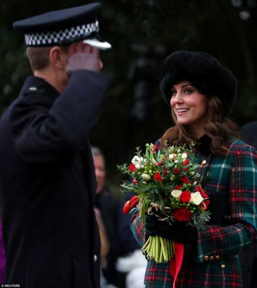 А также, вспомнили наиболее запоминающиеся выходы герцогини