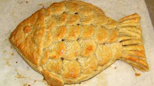 Аккуратно разложите все по поверхности густым слоем