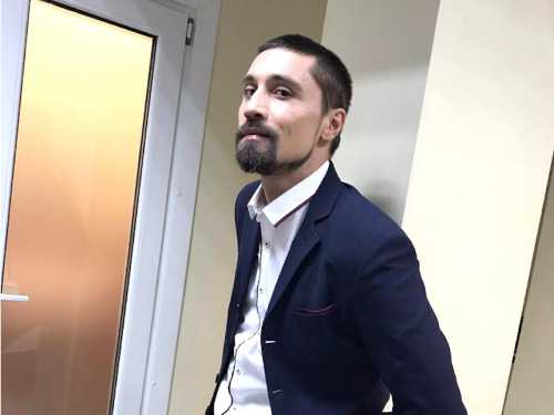 Так не смотря на усталость и слухи, пущенные недоброжелат елями, Билан с головой окунулся в творчество